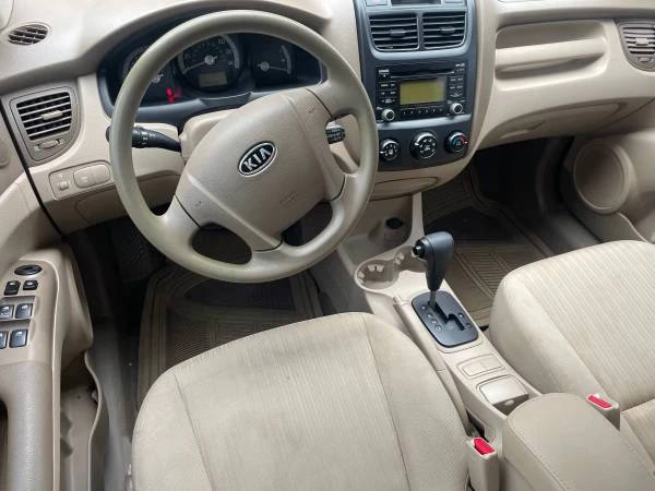 2009 Kia Sportage - Image 11 of 15