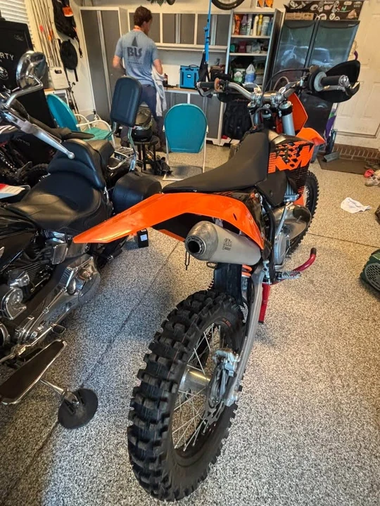 2009 KTM - Image 3 of 6