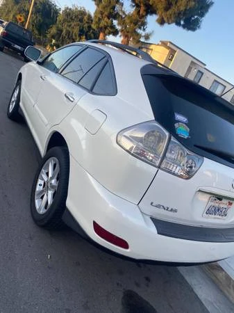 2009 Lexus RX 2nd Gen - Image 4 of 10