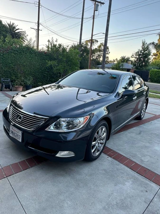 2009 Lexus LS 4th Gen - Image 3 of 15