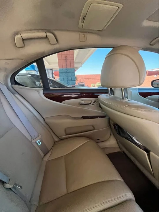 2009 Lexus LS 4th Gen - Image 5 of 10
