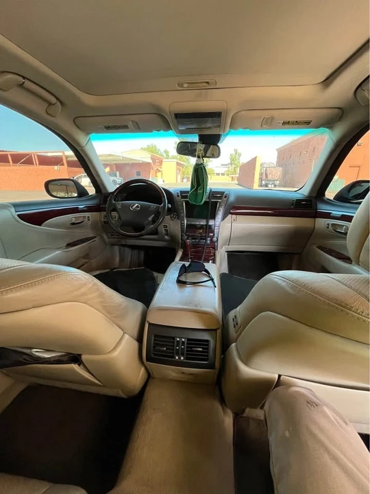 2009 Lexus LS 4th Gen - Image 6 of 10