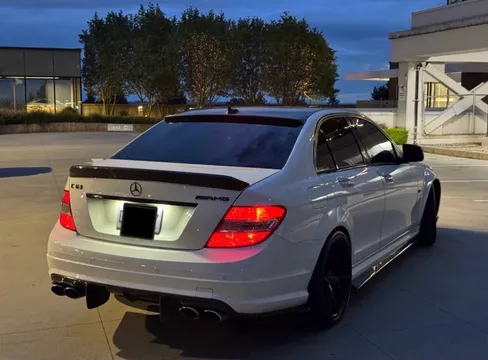 2009 Mercedes-Benz C63 AMG