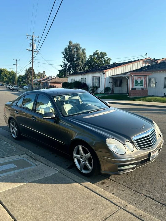2009 Mercedes-Benz W212 E-Class - Image 3 of 9