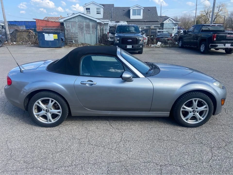 2009 Mazda NC MX-5 Miata - Image 4 of 9