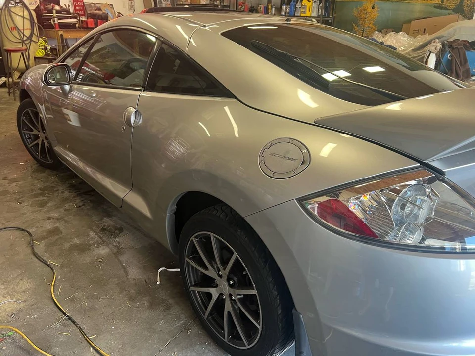 2009 Mitsubishi Eclipse 4th Gen - Image 6 of 12