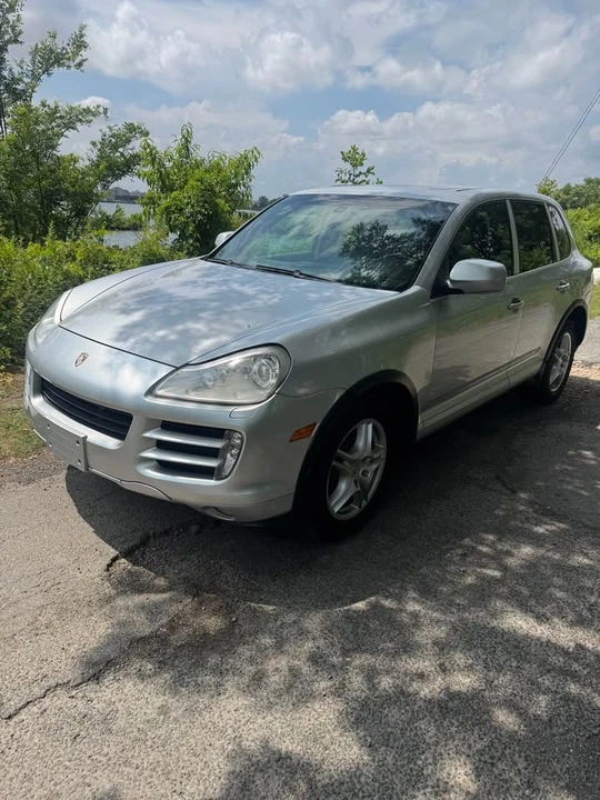 2009 Porsche 955/957 Cayenne - Image 2 of 10