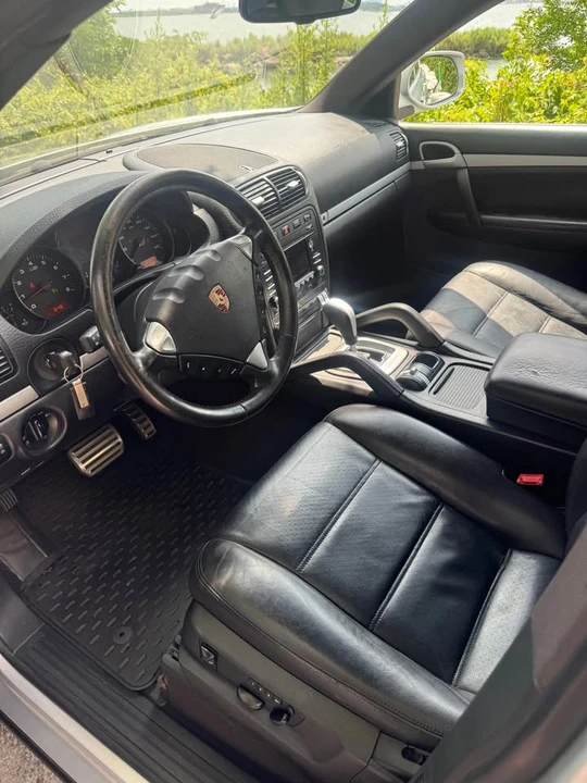 2009 Porsche 955/957 Cayenne - Image 7 of 10