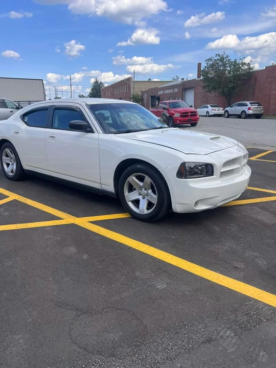 2009 Dodge Charger 6th Gen - Image 2 of 9