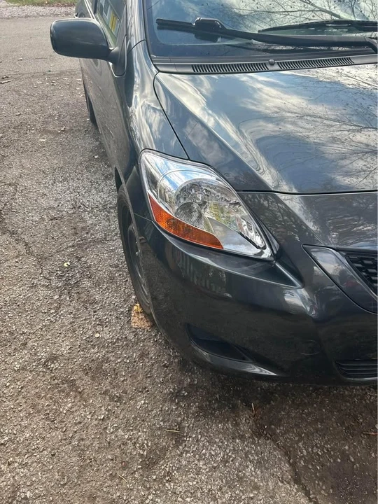 2009 Toyota Yaris - Image 2 of 2