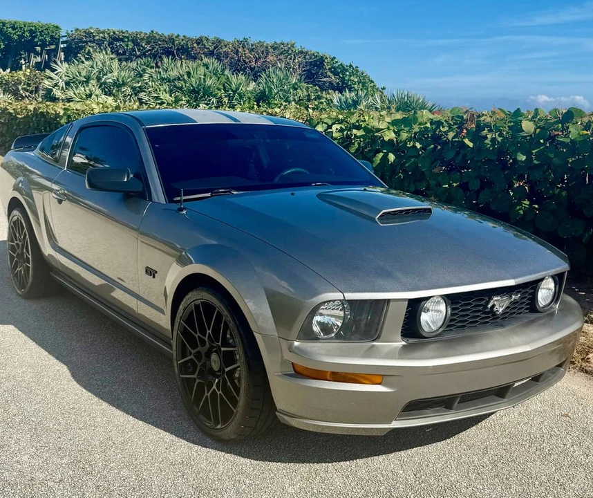 2009 Ford S197 Mustang GT - Image 11 of 15