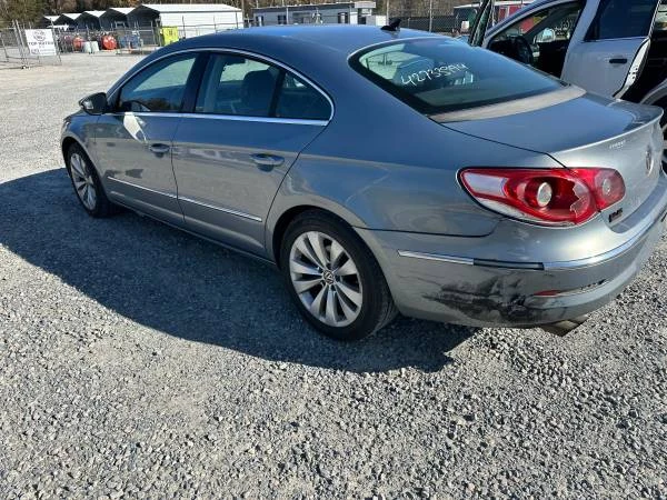 2009 Volkswagen CC - Image 8 of 10