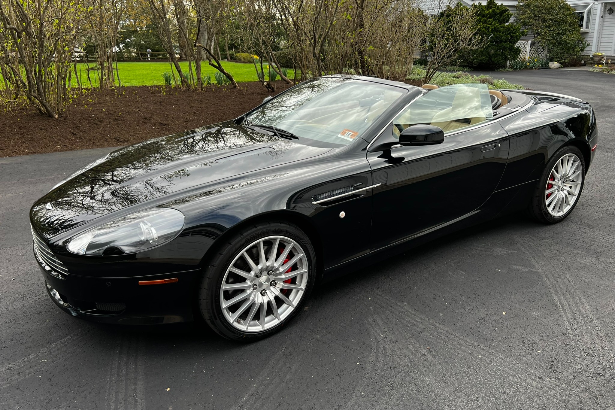17k-Mile 2009 Aston Martin DB9 Volante 6-Speed