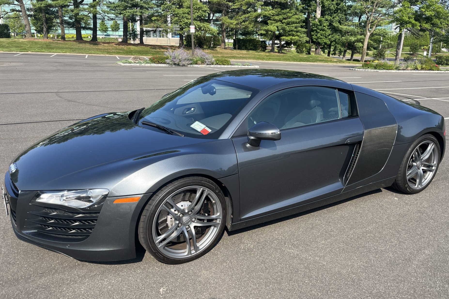 31k-Mile 2009 Audi R8 Coupe 6-Speed