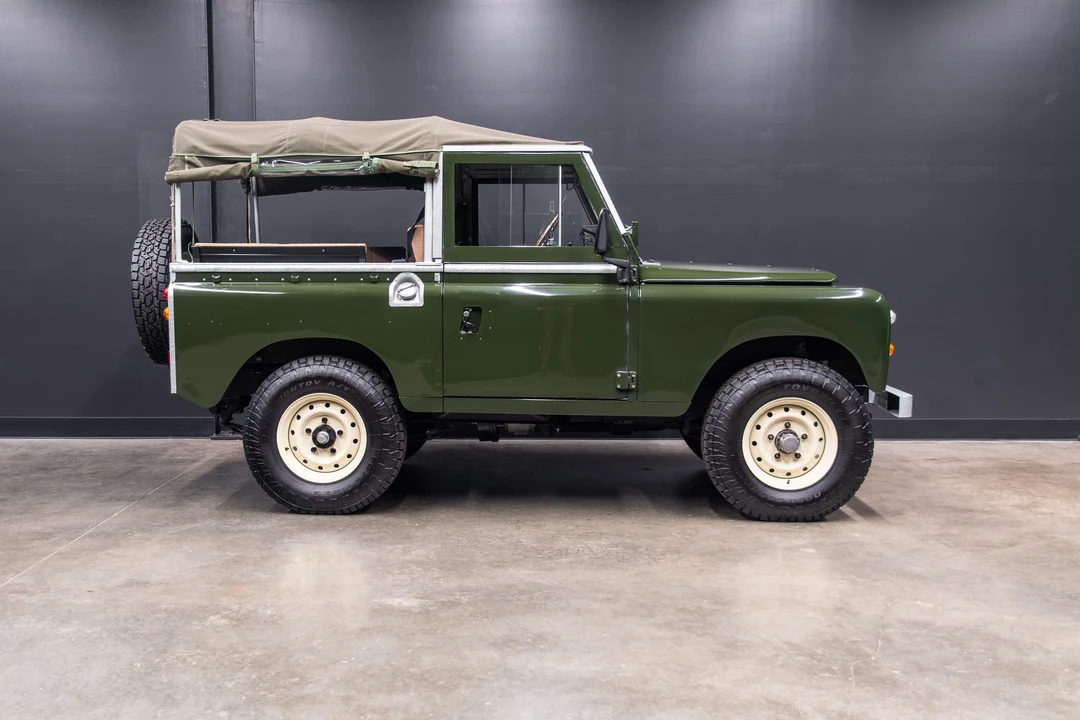 1981 Land Rover Series III 88 - Image 11 of 31