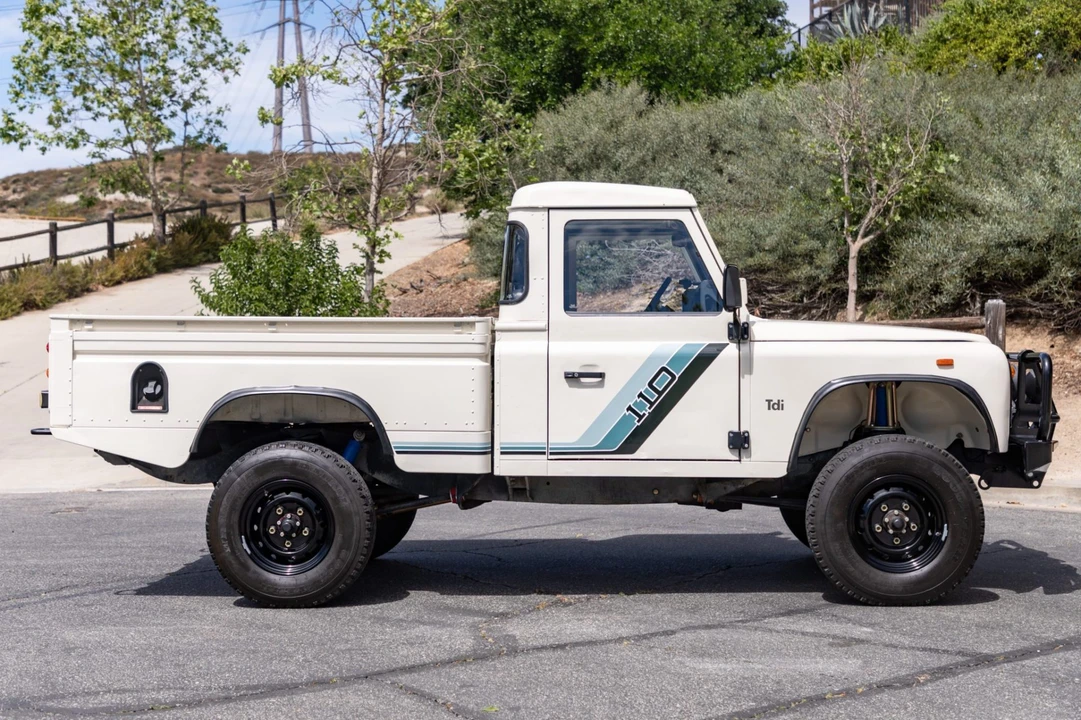 1990 Land Rover Defender 110 - Image 3 of 9