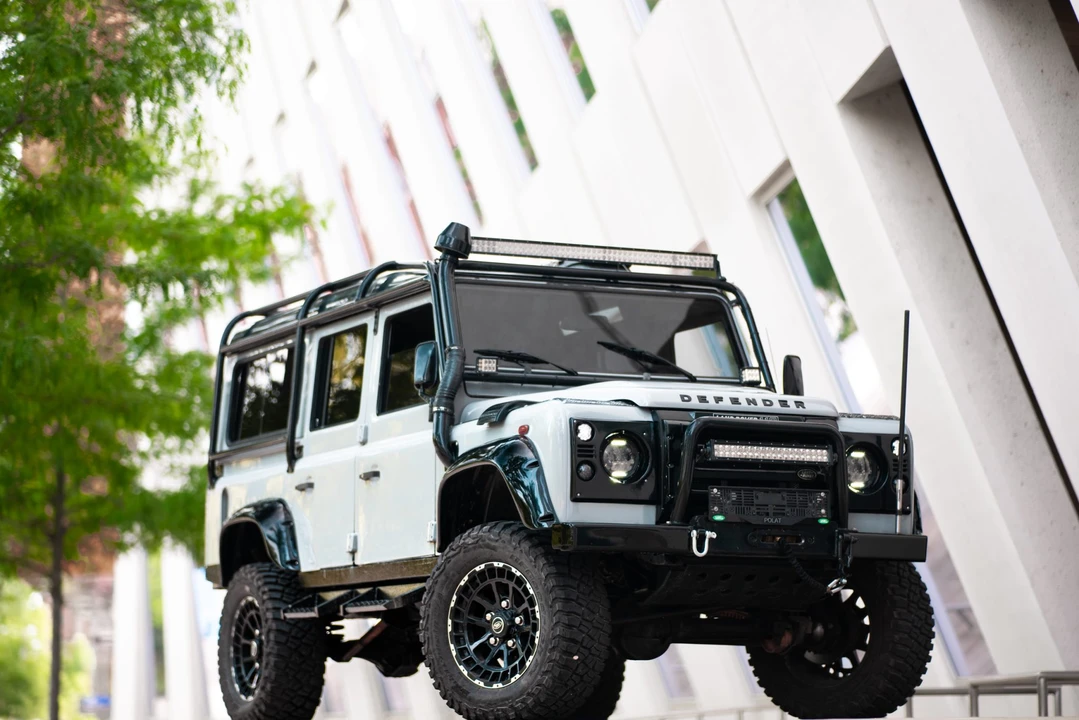 1992 Land Rover Defender 110 - Image 14 of 31