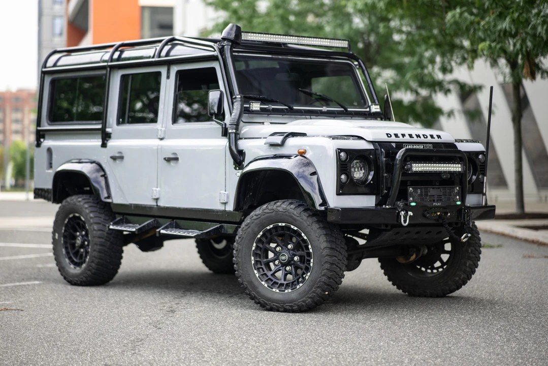1992 Land Rover Defender 110 - Image 23 of 31