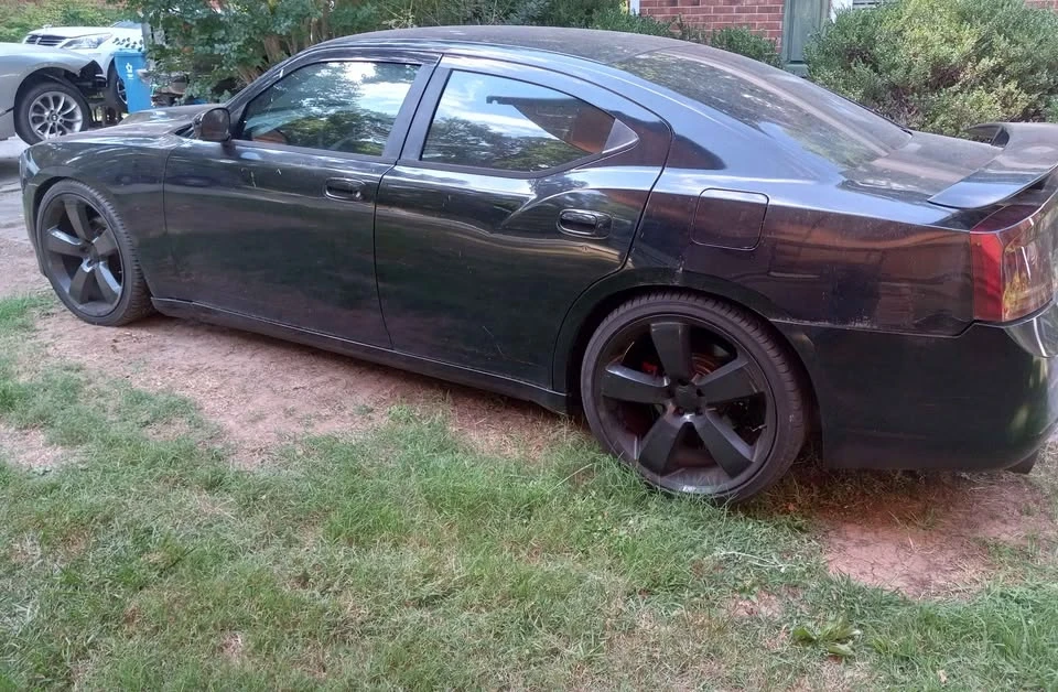 2007 Dodge Charger 6th Gen - Image 4 of 5