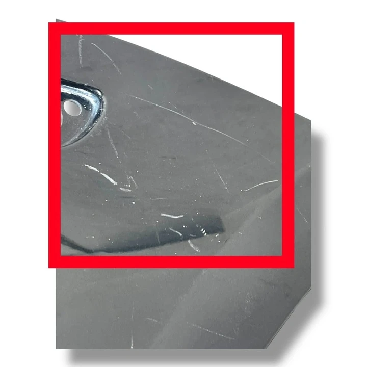 2010 Parts & Memorabilia Bodywork - Image 7 of 10