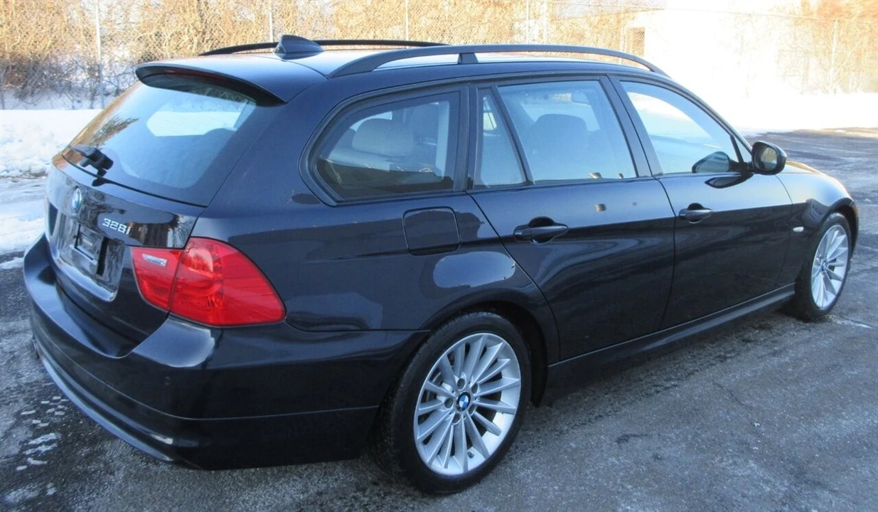 2010 BMW E90 3 Series Sedan - Image 8 of 21