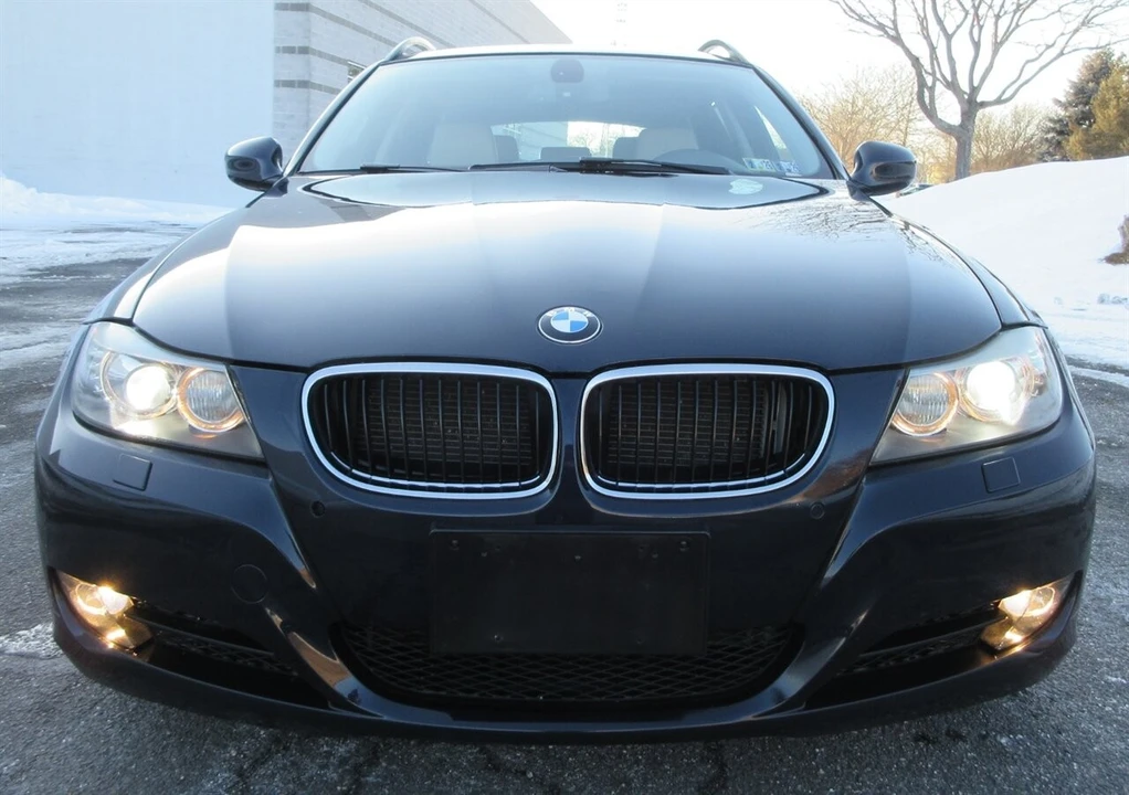 2010 BMW E90 3 Series Sedan - Image 15 of 21