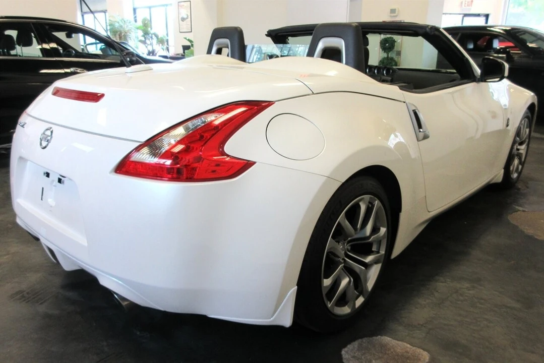 2010 Nissan 370Z 6th Gen - Image 8 of 24