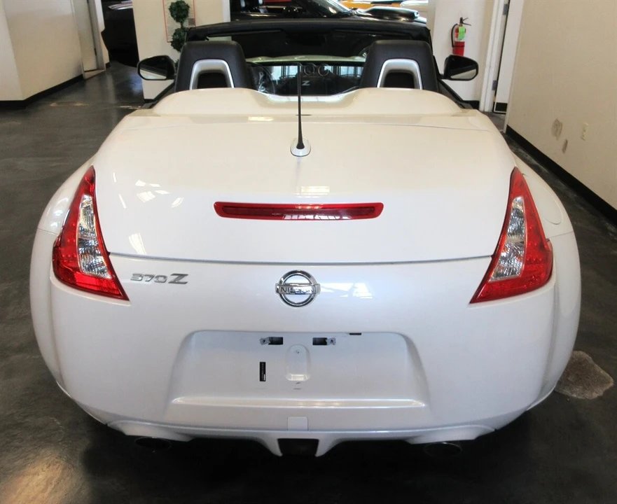 2010 Nissan 370Z 6th Gen - Image 14 of 24