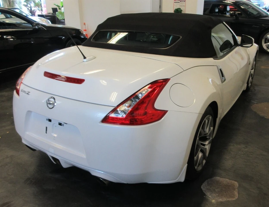 2010 Nissan 370Z 6th Gen - Image 10 of 24