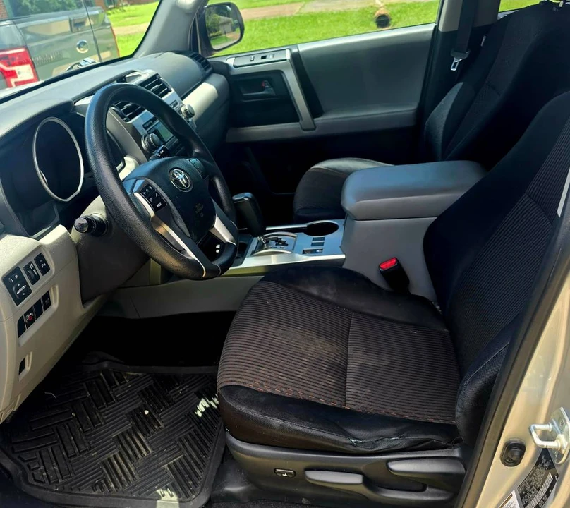 2010 Toyota 4Runner 5th Gen - Image 5 of 8