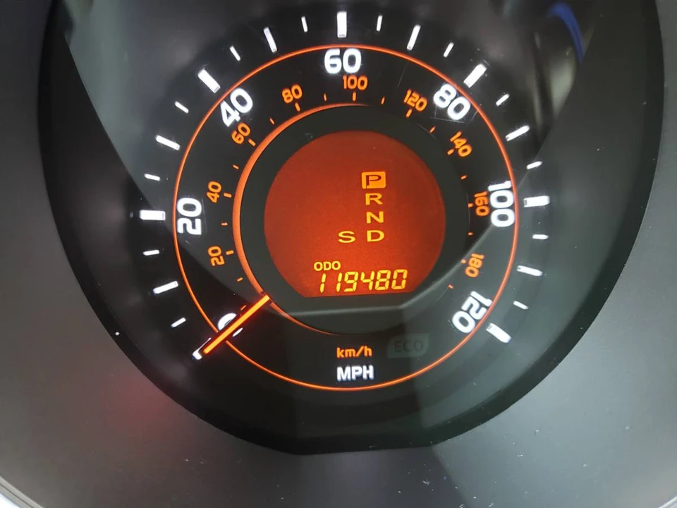 2010 Toyota 4Runner - Image 8 of 16