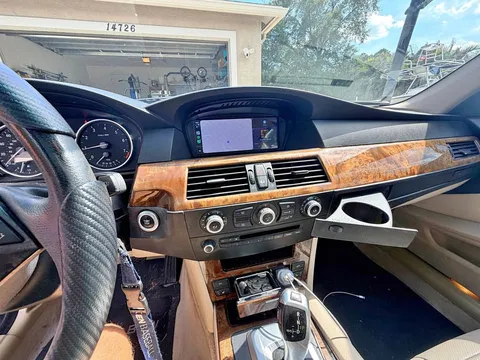 2010 BMW 528i