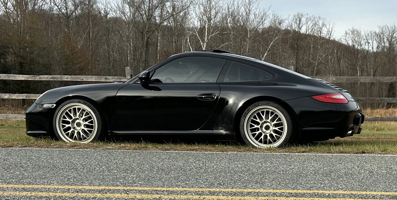 2010 Porsche 997 Carrera - Image 2 of 21