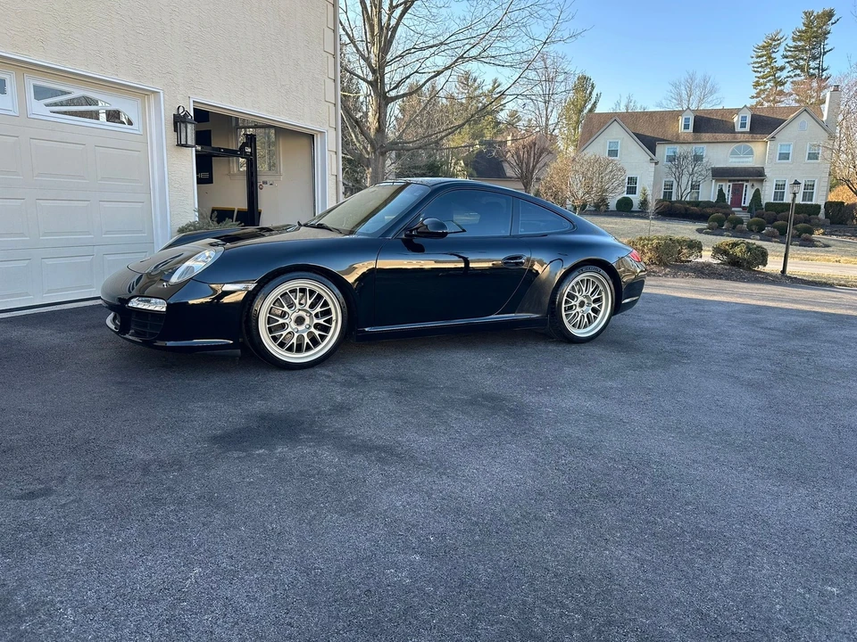 2010 Porsche 997 Carrera - Image 17 of 21