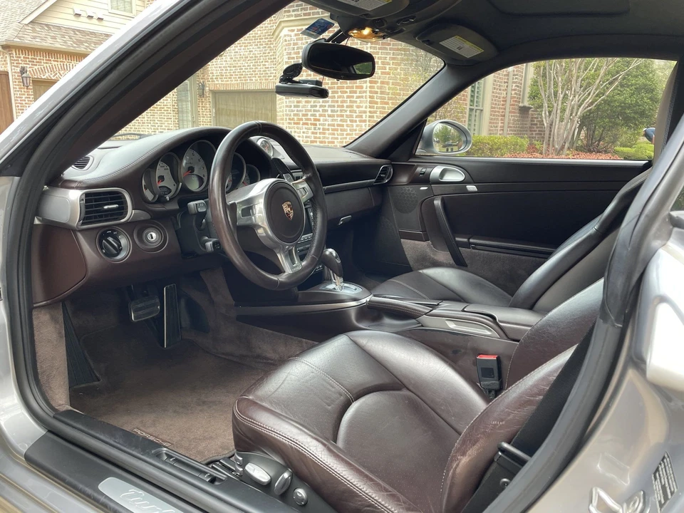 2010 Porsche 997 Turbo - Image 19 of 21