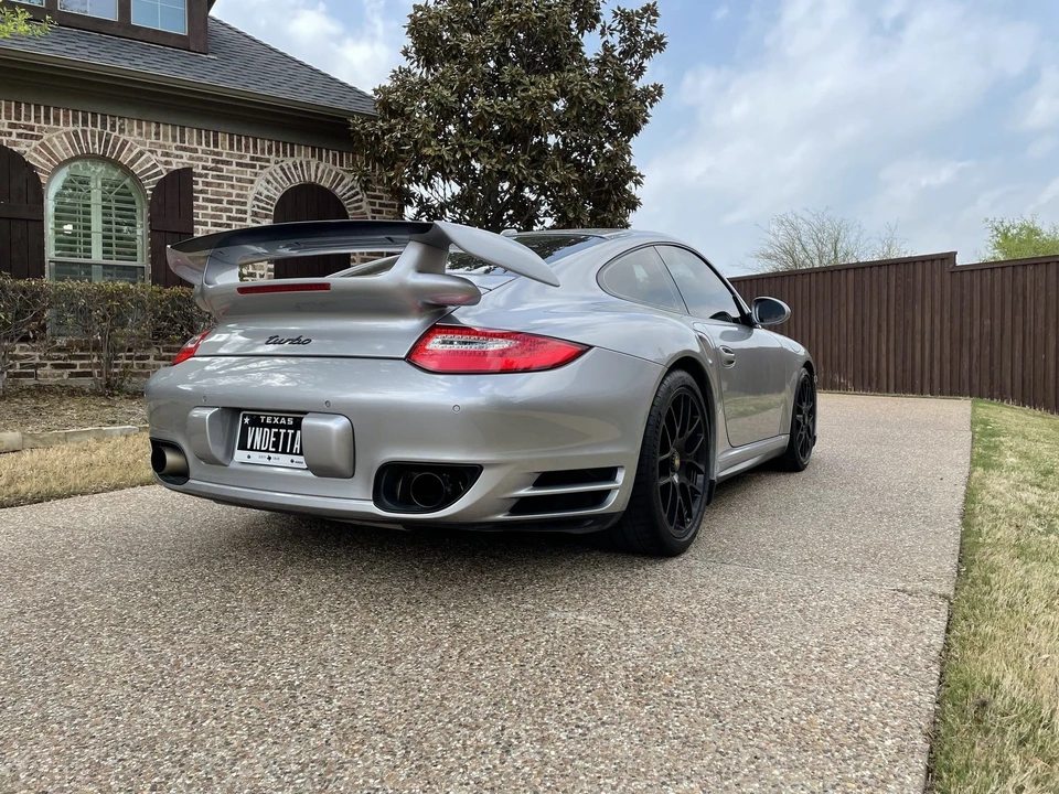 2010 Porsche 997 Turbo - Image 6 of 21