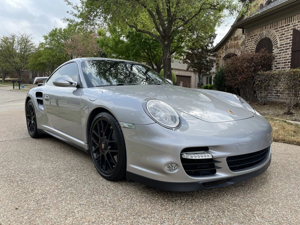 2010 Porsche 997 Turbo - Image 9 of 21