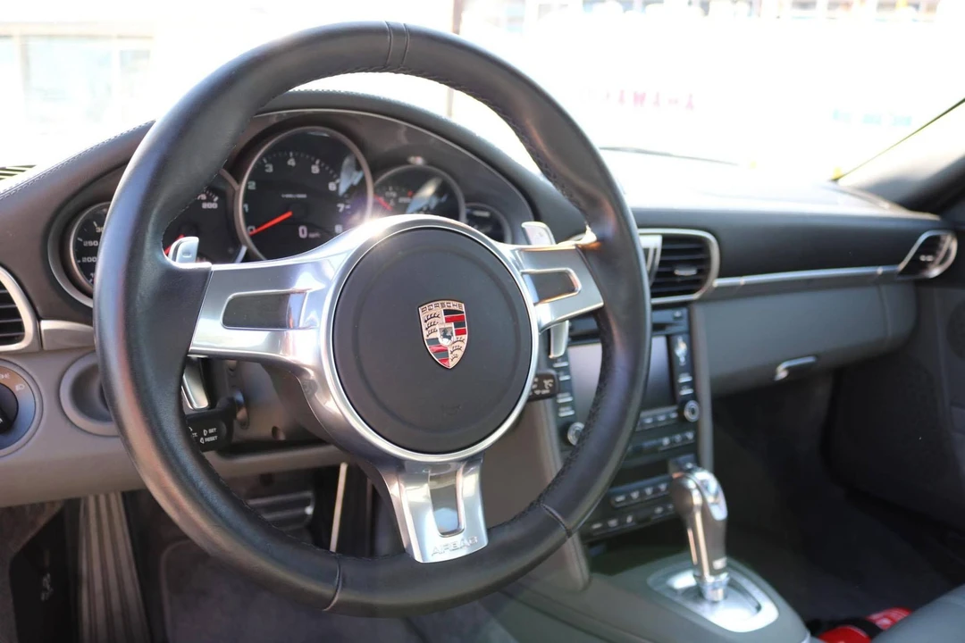 2010 Porsche 997 Carrera S - Image 16 of 20