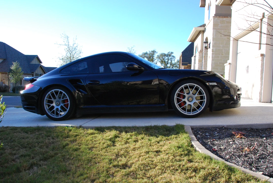 2010 Porsche 997 Turbo - Image 4 of 5