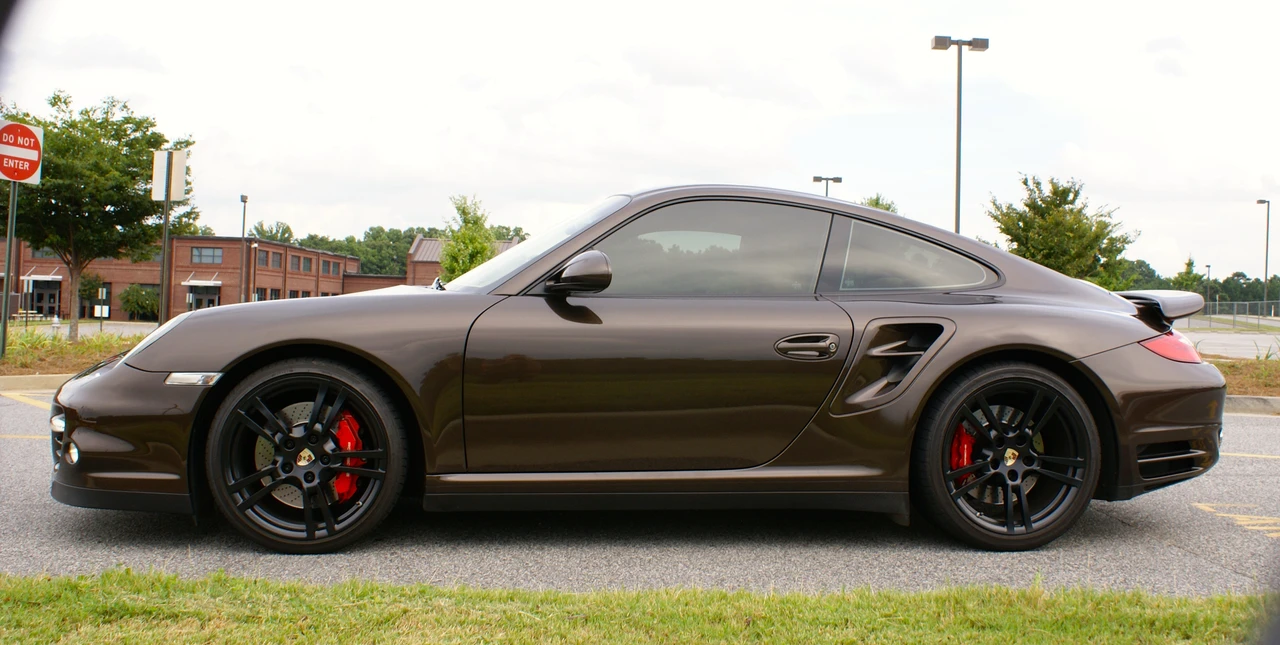 2010 Porsche 997 Turbo - Image 2 of 5