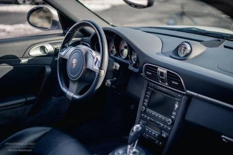 2010 Porsche 997 Turbo - Image 28 of 29