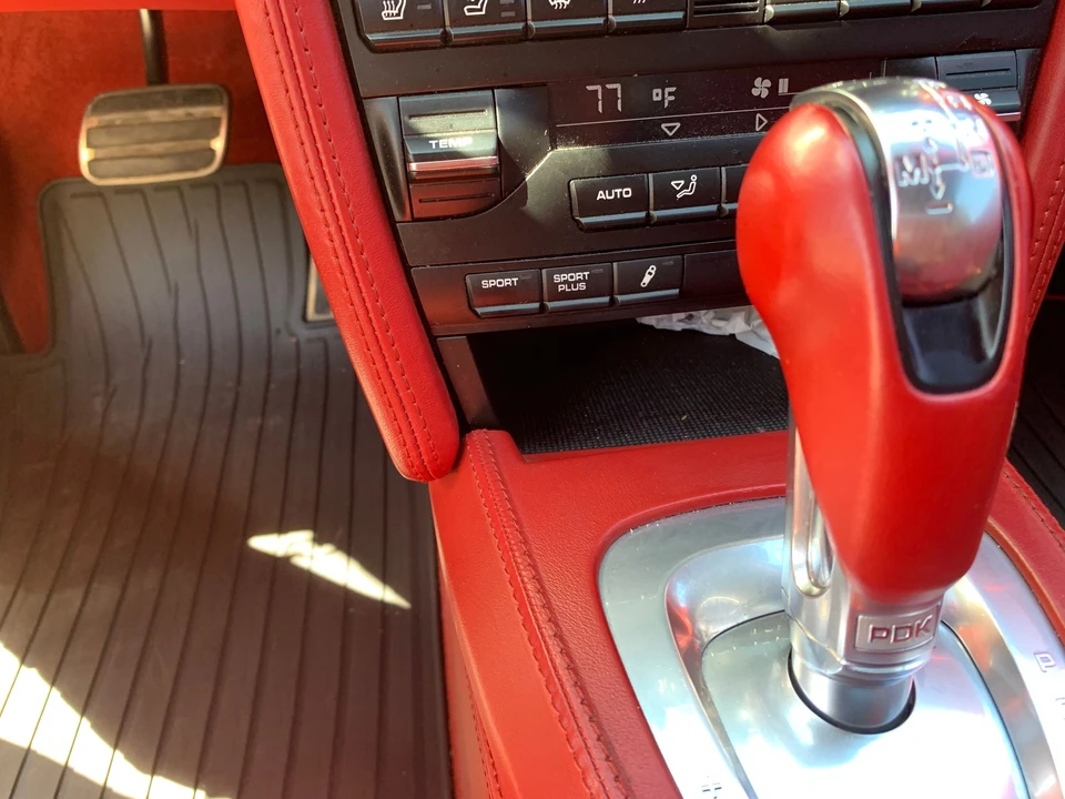 2010 Porsche 997 Turbo - Image 17 of 25