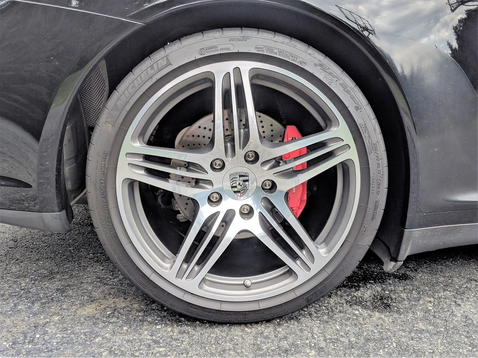 2010 Porsche 997 Carrera 4S - Image 24 of 27
