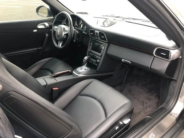 2010 Porsche 997 Carrera 4S - Image 11 of 27