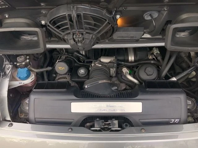 2010 Porsche 997 Carrera 4S - Image 15 of 27