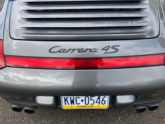 2010 Porsche 997 Carrera 4S - Image 19 of 27