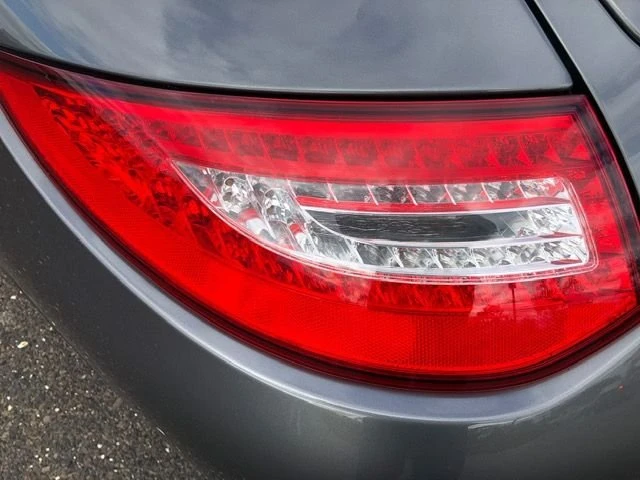 2010 Porsche 997 Carrera 4S - Image 20 of 27