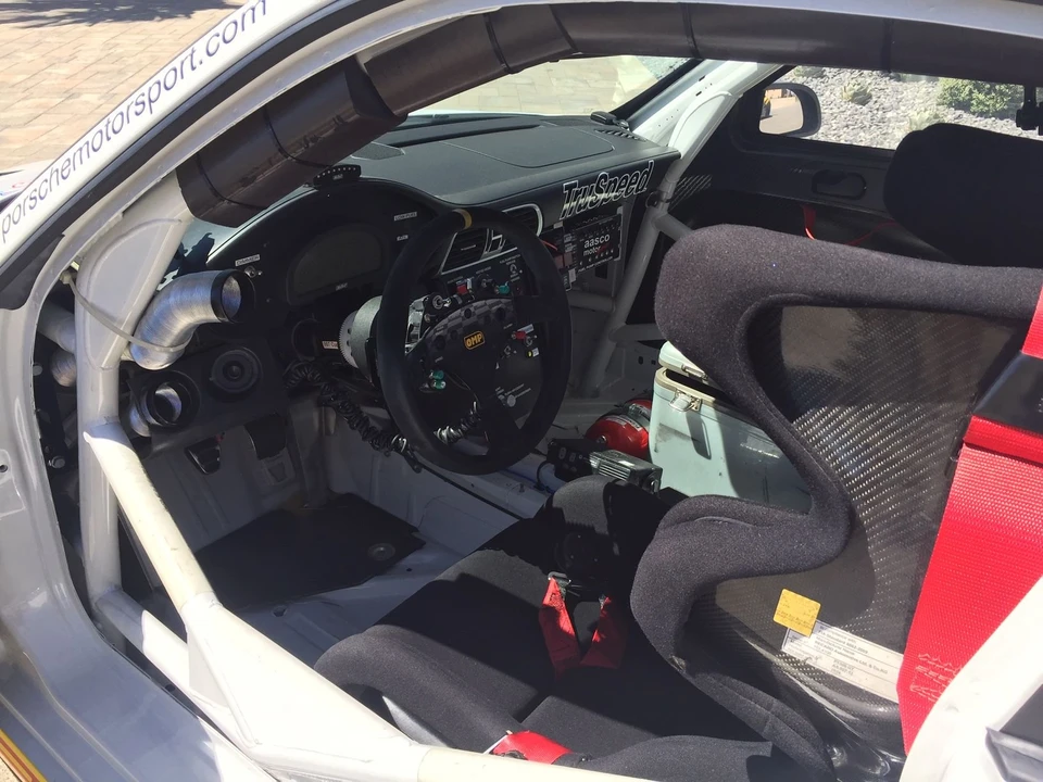 2010 Porsche 997 GT3 - Image 6 of 6