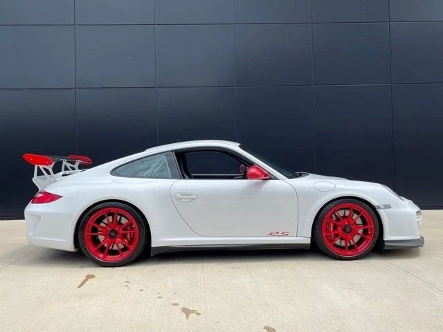 2010 Porsche 997 GT3 RS - Image 4 of 12
