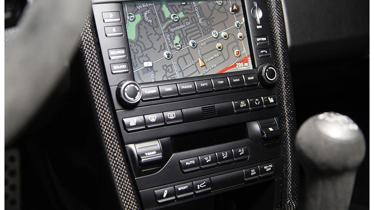 2010 Porsche 997 GT3 RS - Image 12 of 18